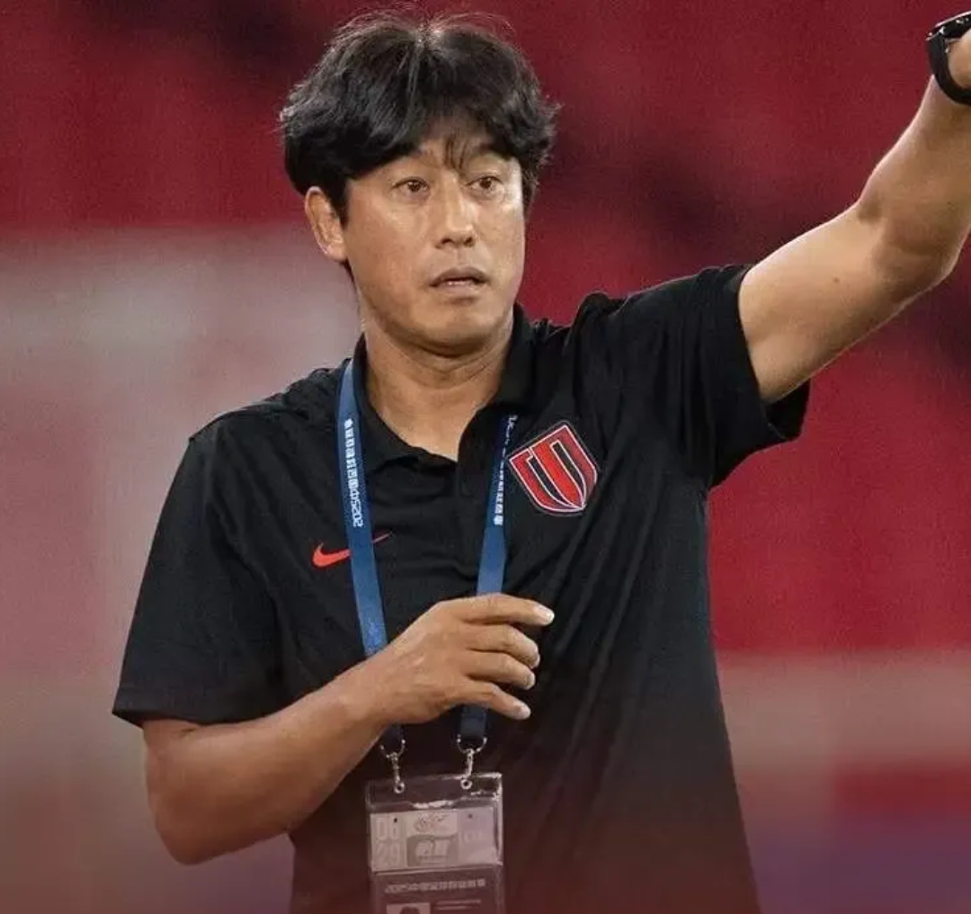 乐鱼中国官网-今晚体能课后，成都蓉城强势反弹备战法甲，目标明确，资深球员宣示担当