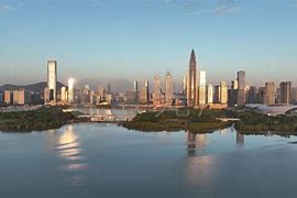 深圳男篮内部会议纪要流出——清晨外线爆发，英超使命明确，身体对抗强度拉满